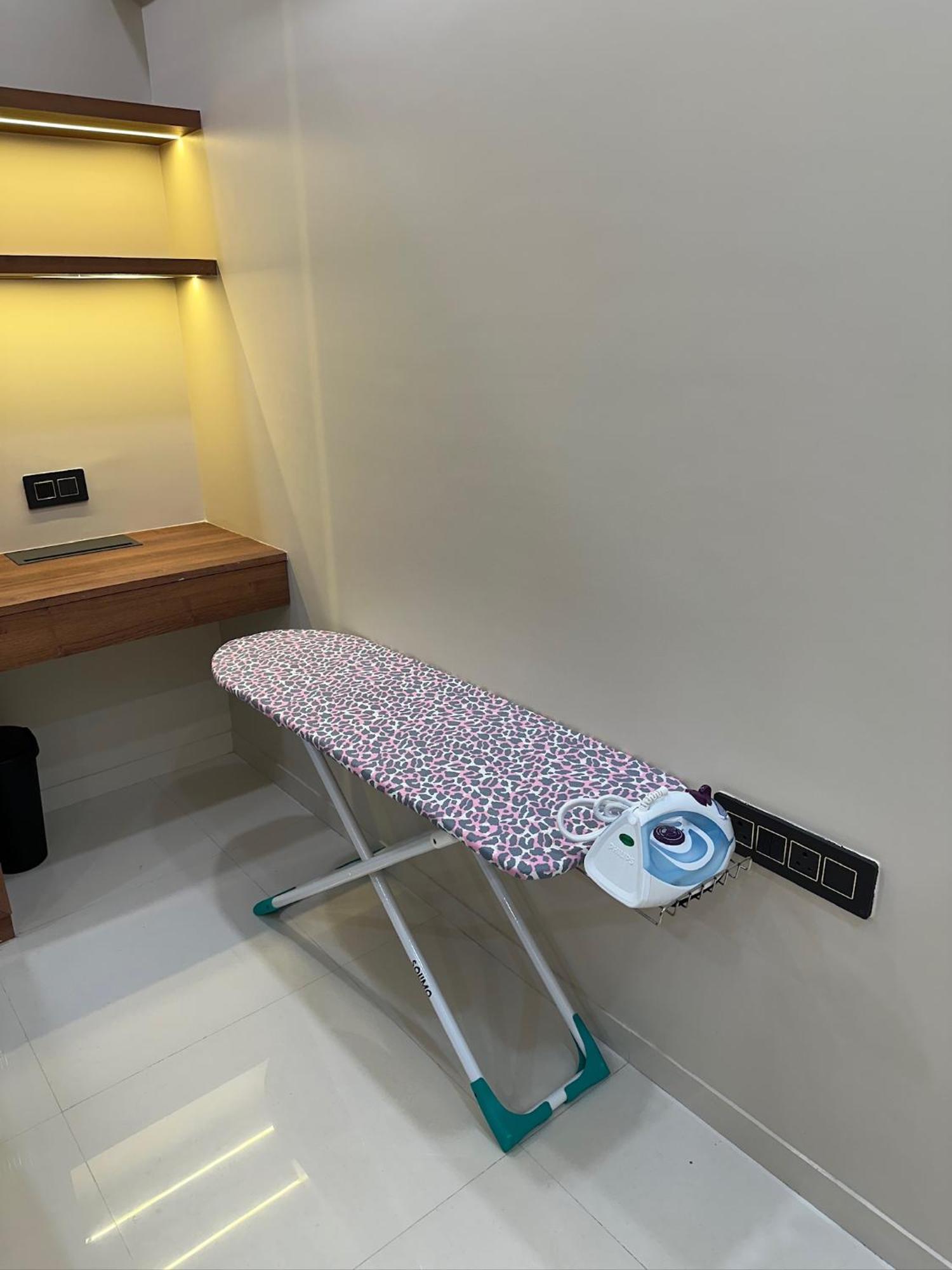 Peacock Palace 2Bhk Modern Ac Flat In Baner 푸네 외부 사진