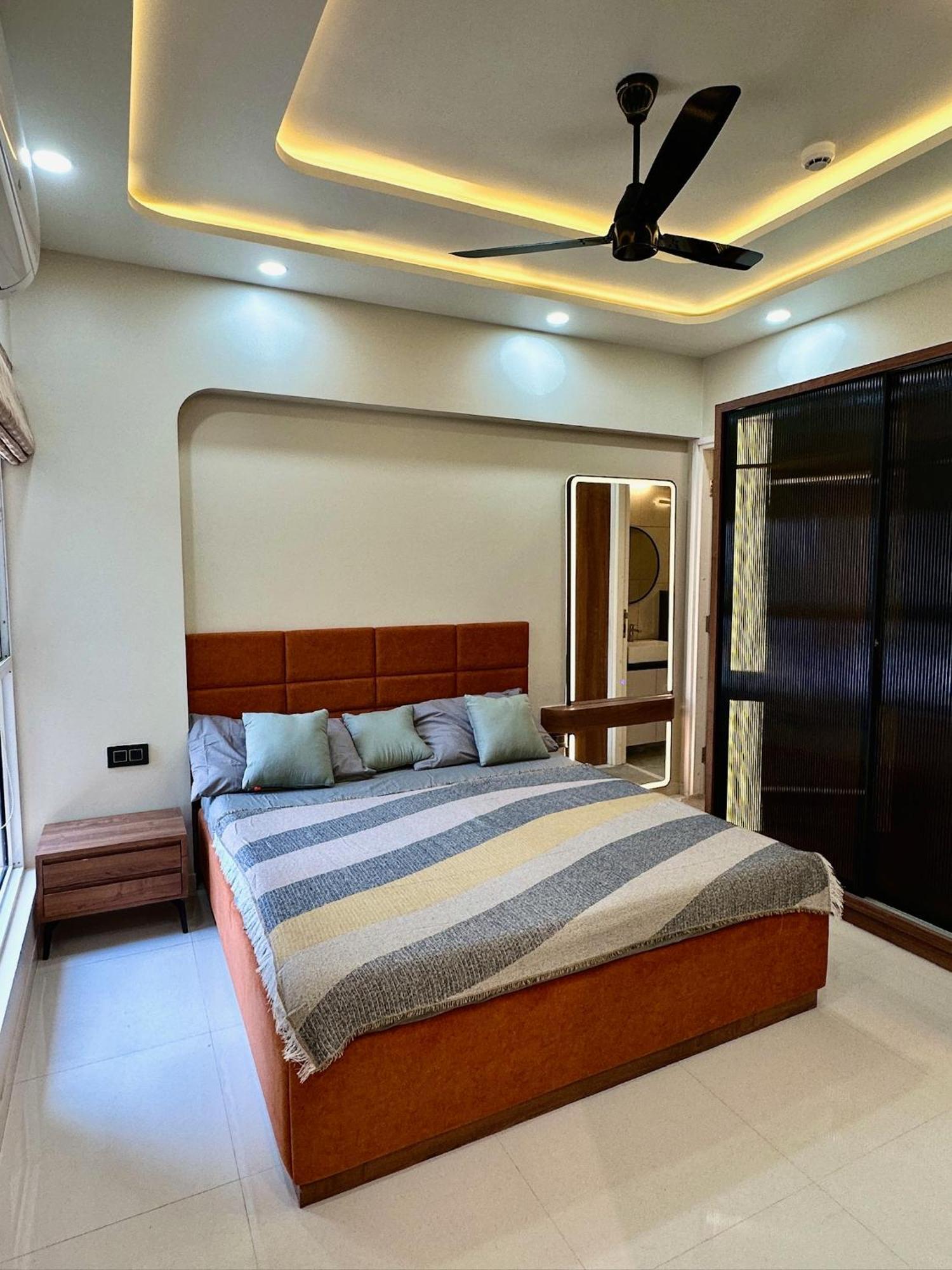 Peacock Palace 2Bhk Modern Ac Flat In Baner 푸네 외부 사진