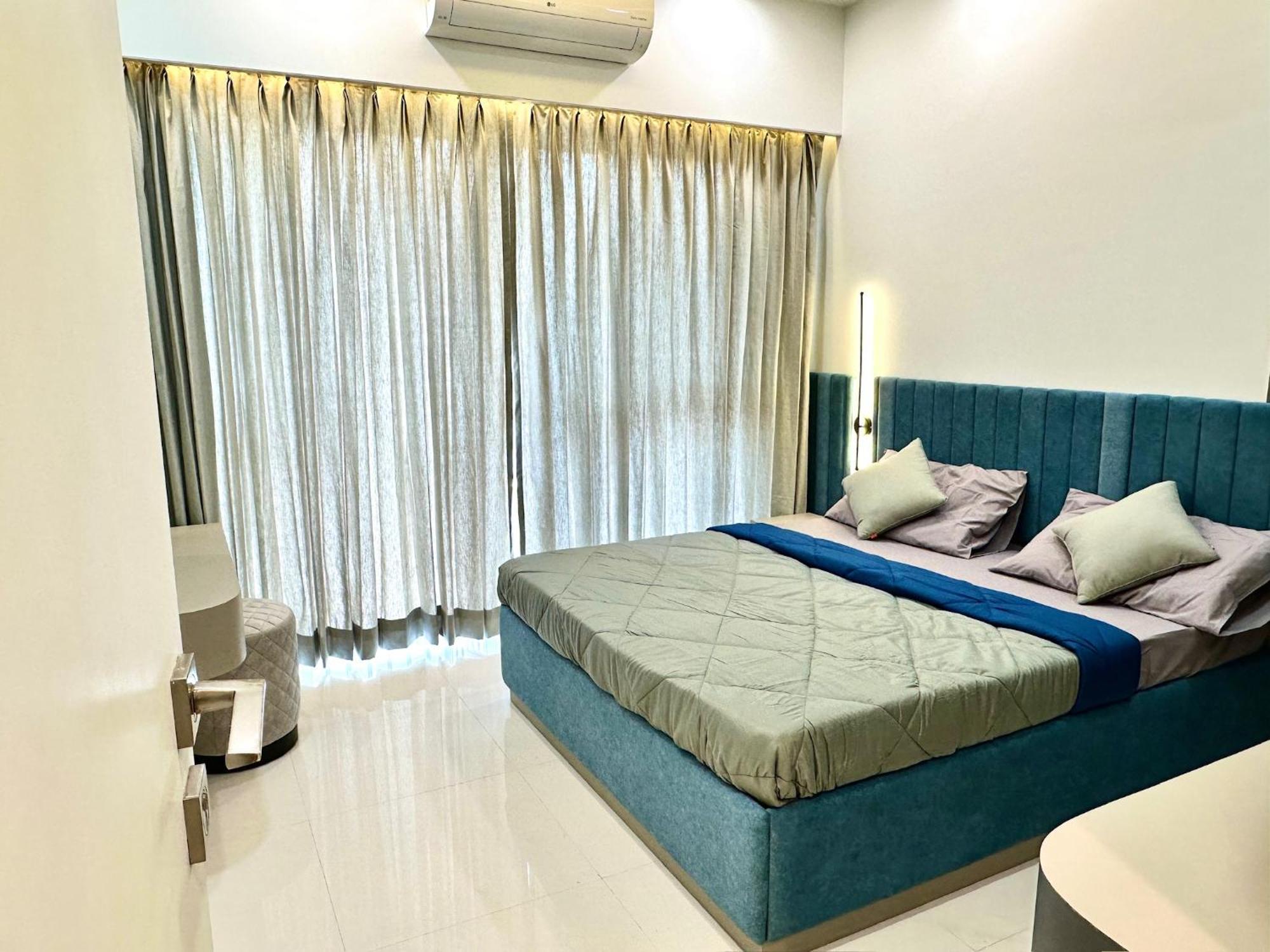 Peacock Palace 2Bhk Modern Ac Flat In Baner 푸네 외부 사진